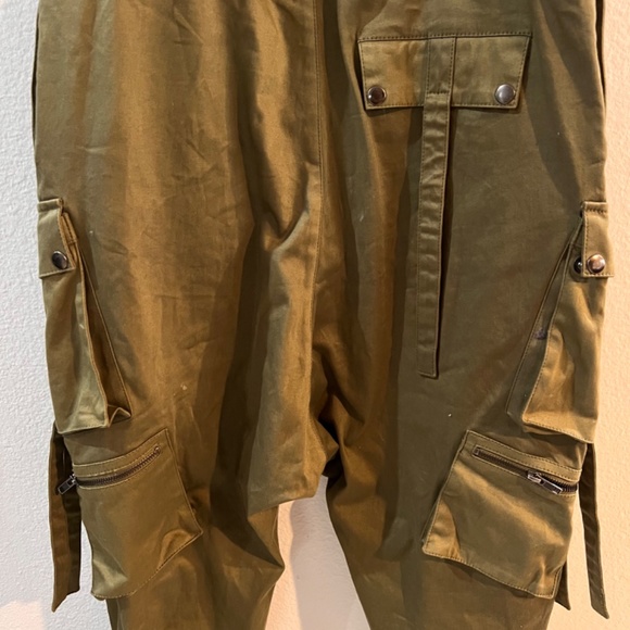 JONNY COTA STUDIO  UNISEX OVERALLS IN GREEN - Picture 7 of 10